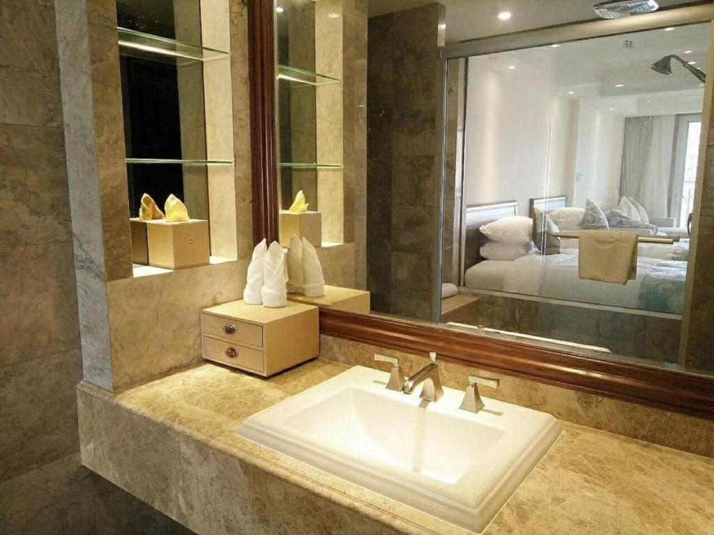 Sanya Shanghai Huating Boutique Resort Hotel Экстерьер фото